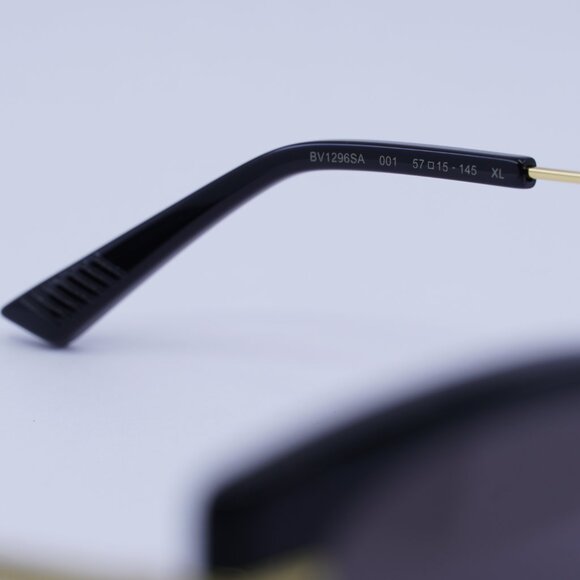 🕶️ New Bottega Veneta BV1296SA 001 Sunglasses - Black Frame, Grey Lenses - Picture 7 of 10